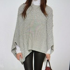 NWOT Club Monaco Janeen Light Gray Thick Knitted Poncho Alpaca Merino Wool SZ XS